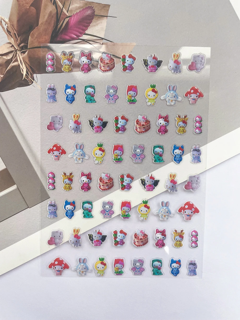 Long Legs Hellokitty Pvc Mini  - Phone Accessories Poster incelemesi ve fiyatı